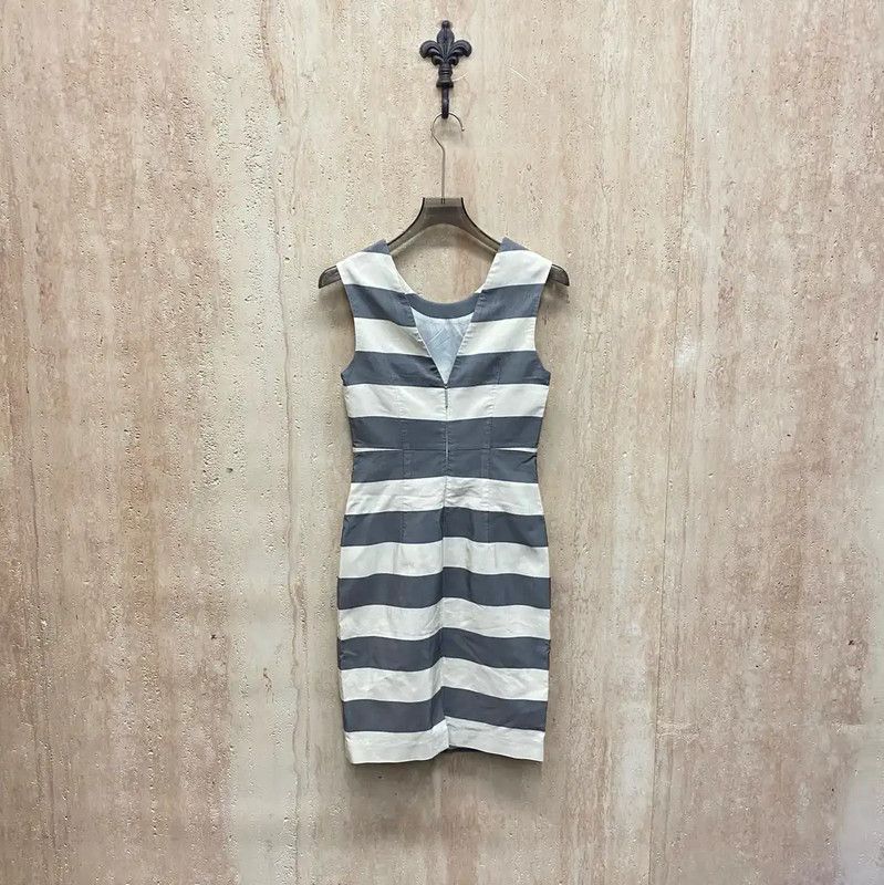 Burberry Burberry Color Block Cotton Dress Size M Size M / US 6-8 / IT 42-44 - 2 Thumbnail