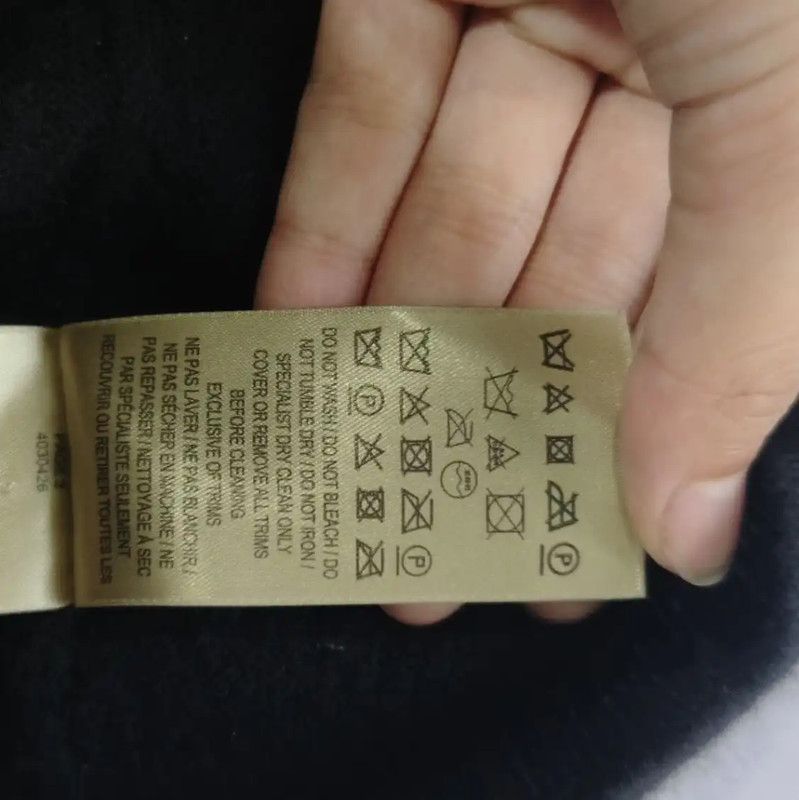 Burberry Burberry Women's Black Wool Sweater Size L / US 10 / IT 46 - 5 Thumbnail