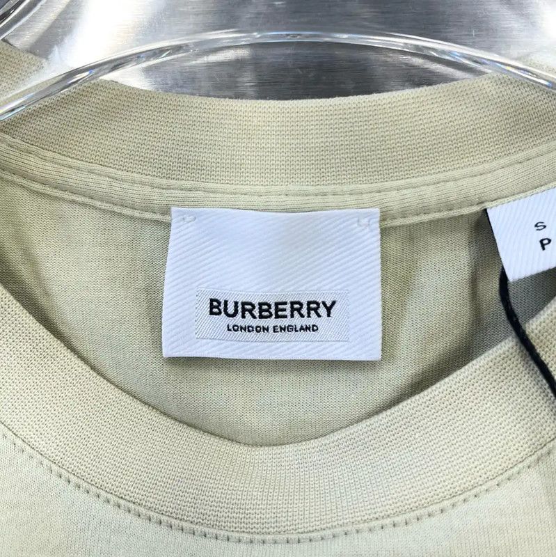 Burberry Burberry Women's Green T-Shirt Size S / US 4 / IT 40 - 3 Thumbnail