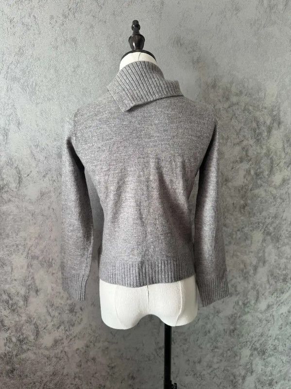 Burberry Burberry Gray Wool Blend Women's Knit Sweater Size S / US 4 / IT 40 - 5 Thumbnail