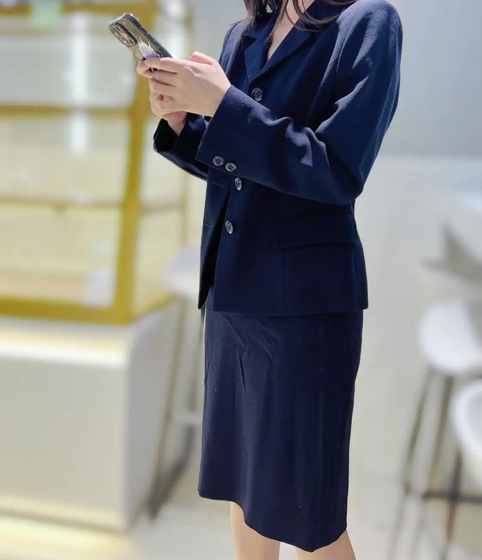 Burberry Burberry Women's Navy Wool Blazer and Skirt Set Size ONE SIZE - 7 Thumbnail
