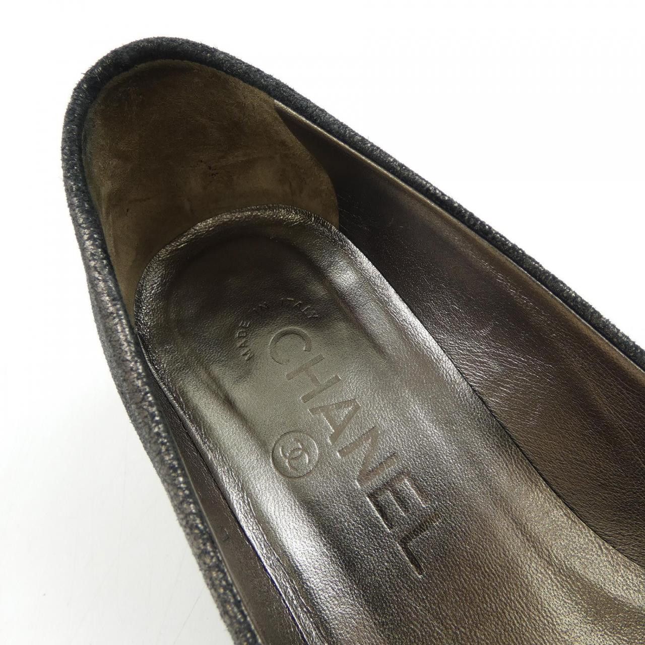 Chanel Chanel Chanel G28429Y15221 Embossed Lambskin Calfskin Pumps Leather Shoes G28429Y15221 DUTY FREE for USA Size ONE SIZE - 6 Thumbnail
