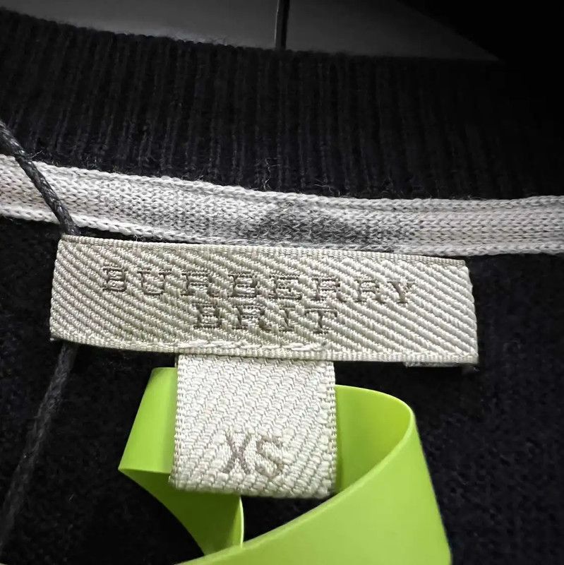 Burberry Burberry XS Black Long Sleeve Knit Sweater Size XS / US 0-2 / IT 36-38 - 4 Thumbnail