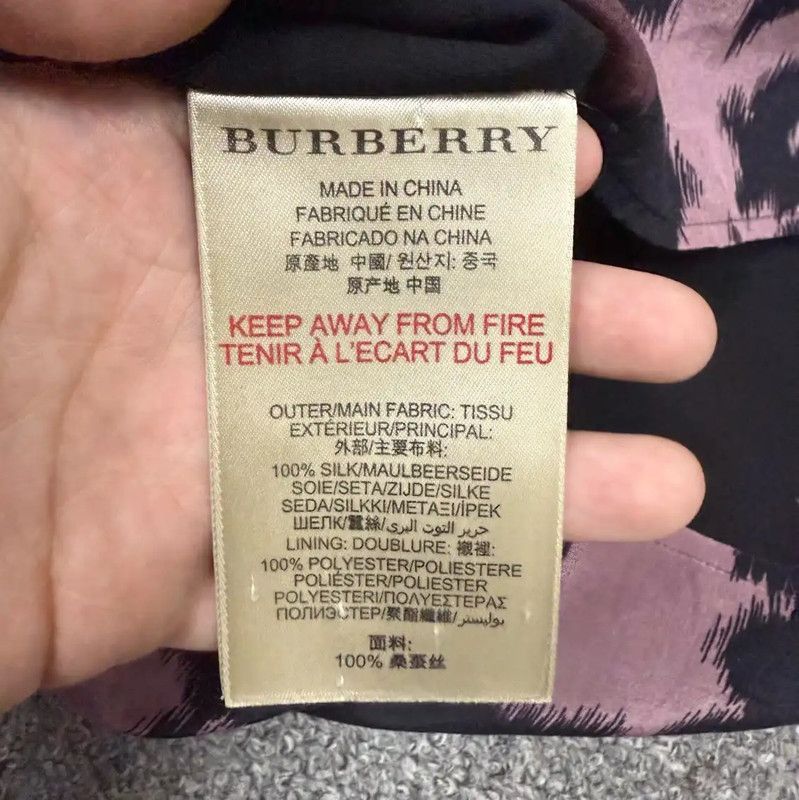 Burberry Burberry Short Sleeve Dress in Black and Pink Size XS / US 0-2 / IT 36-38 - 4 Thumbnail