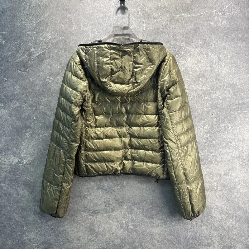 Burberry Burberry Military Green Women's Down Jacket Size M / US 6-8 / IT 42-44 - 2 Thumbnail