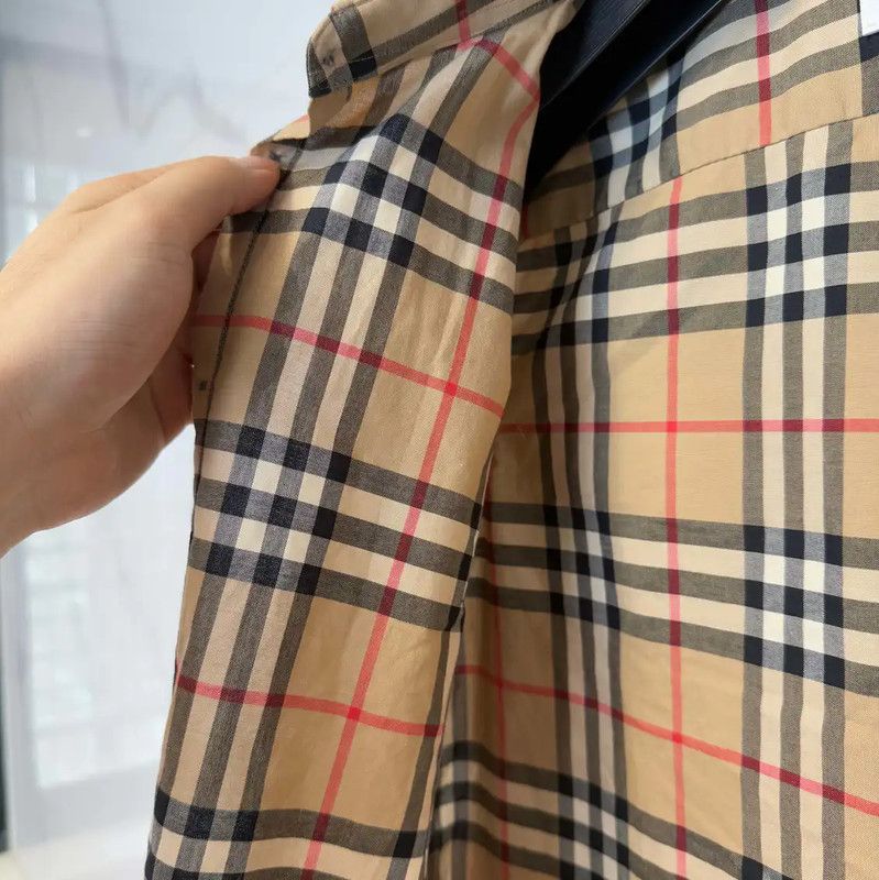 Burberry Burberry Summer Beige Cotton Women's Shirt Size L / US 10 / IT 46 - 4 Thumbnail