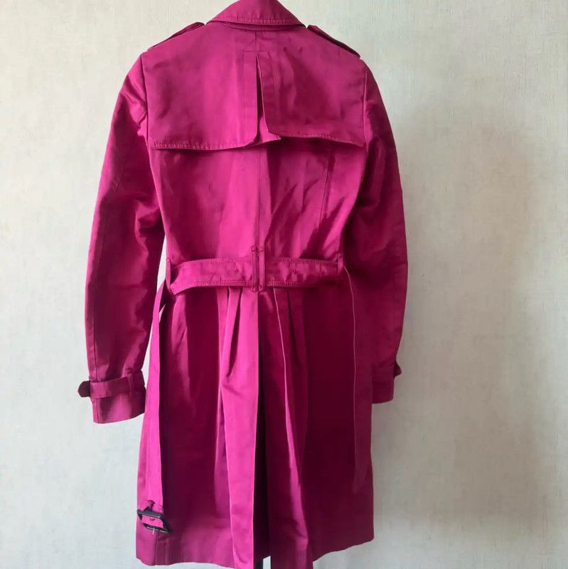 Burberry Burberry Pink Button-Up Long Trench Coat Size M / US 6-8 / IT 42-44 - 2 Thumbnail