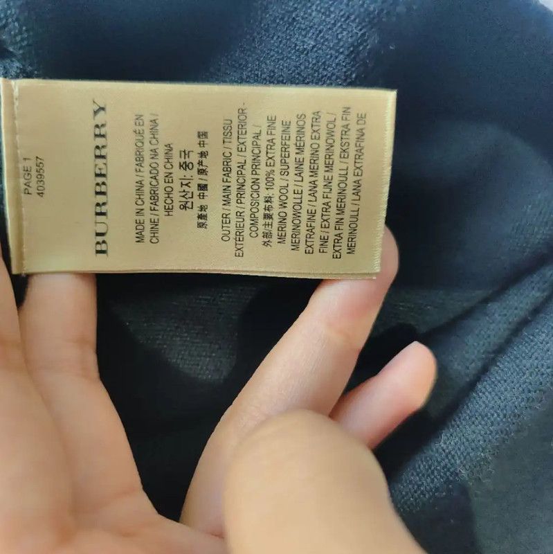Burberry Burberry Black Wool Ladies Knit Sweater Size S / US 4 / IT 40 - 4 Thumbnail