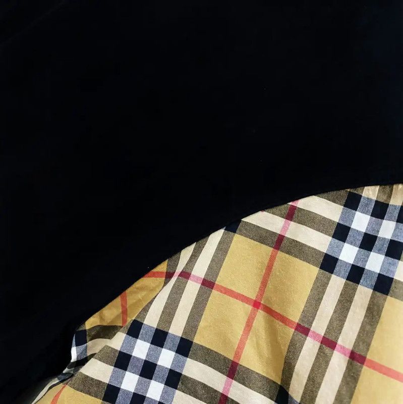 Burberry Burberry Black Cotton Women's T-Shirt Size M / US 6-8 / IT 42-44 - 3 Thumbnail
