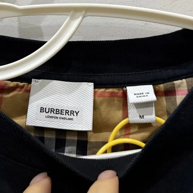 Burberry Burberry Black Cotton Women's T-Shirt Size M / US 6-8 / IT 42-44 - 4 Thumbnail