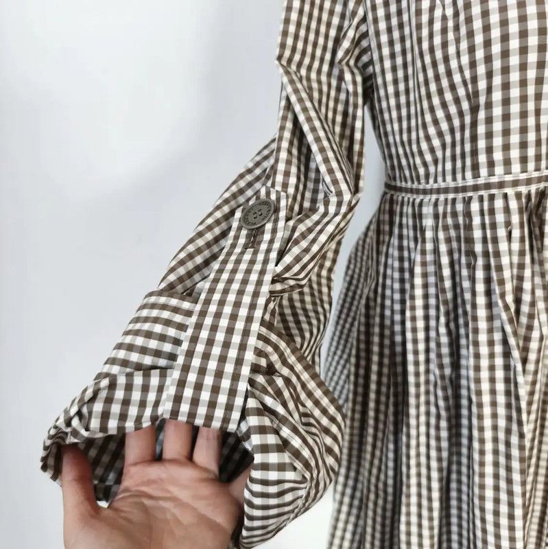 Burberry Burberry Women's Long Sleeve Cardigan in Brown Size M / US 6-8 / IT 42-44 - 4 Thumbnail