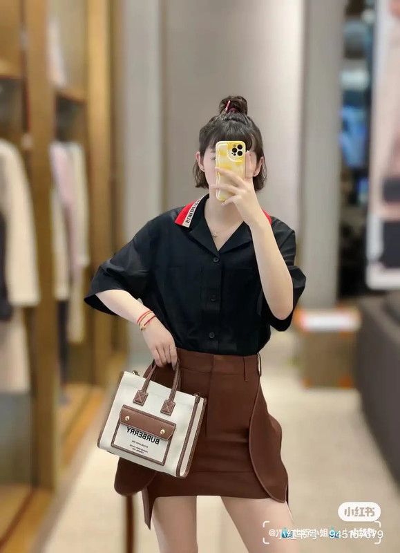 Burberry Burberry Brown Wool Mini Skirt Size 22" - 9 Thumbnail