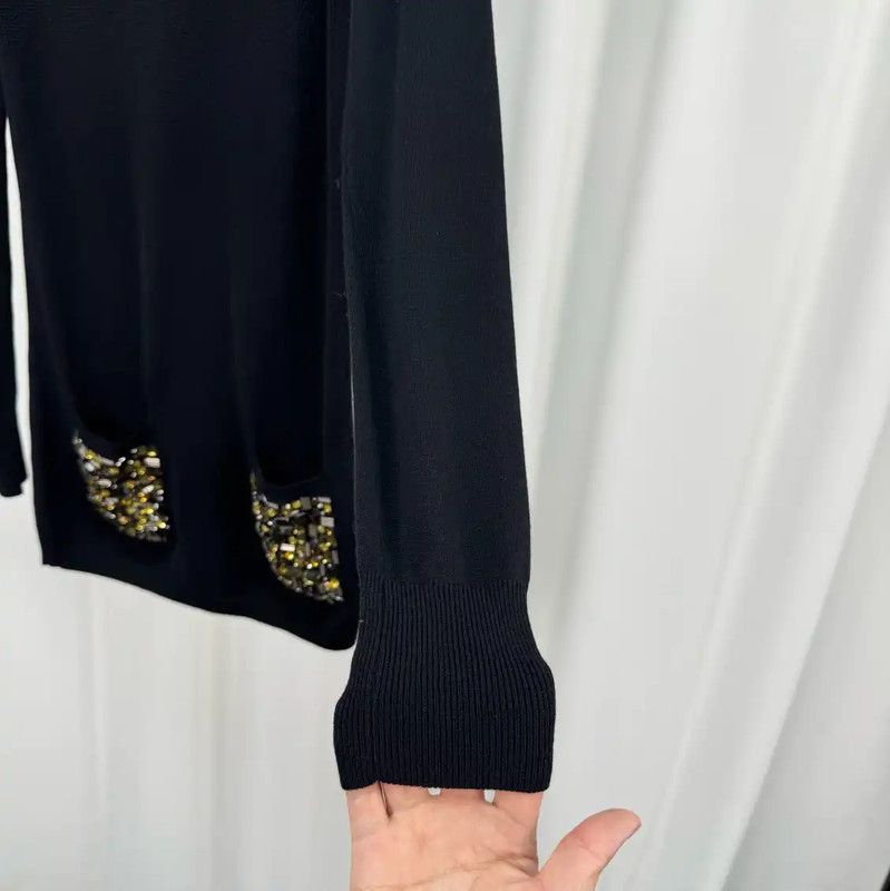 Burberry Burberry Black Wool V-Neck Sweater for Women Size S / US 4 / IT 40 - 4 Thumbnail