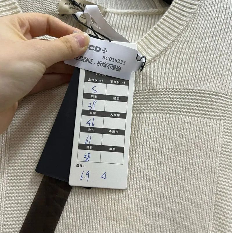 Burberry Burberry Women's Light Beige Wool Sweater Size S / US 4 / IT 40 - 5 Thumbnail