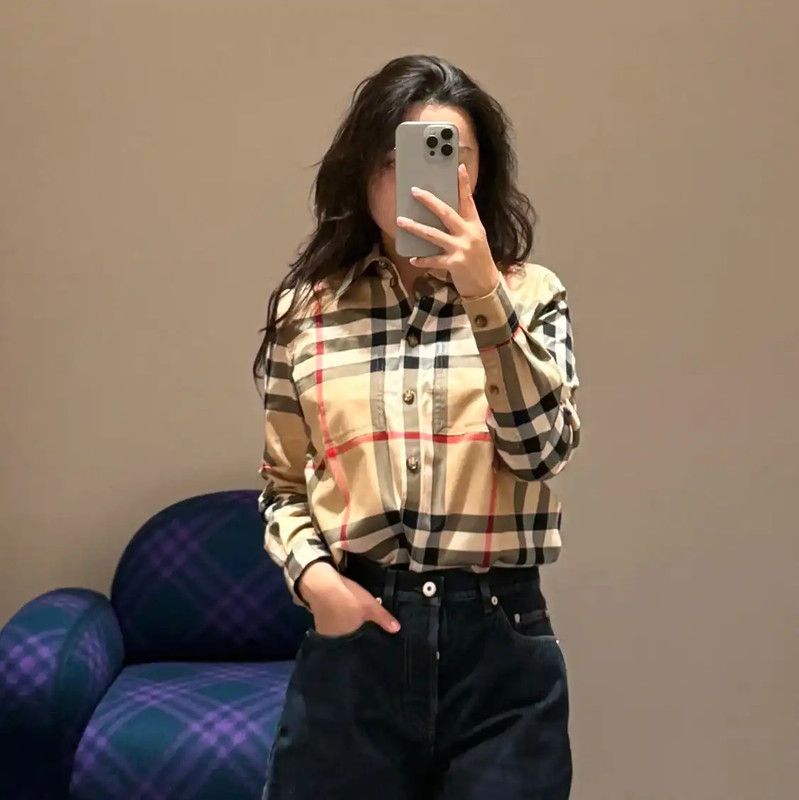 Burberry Burberry Long Sleeve Cotton Shirt in Beige Size XS / US 0-2 / IT 36-38 - 6 Thumbnail