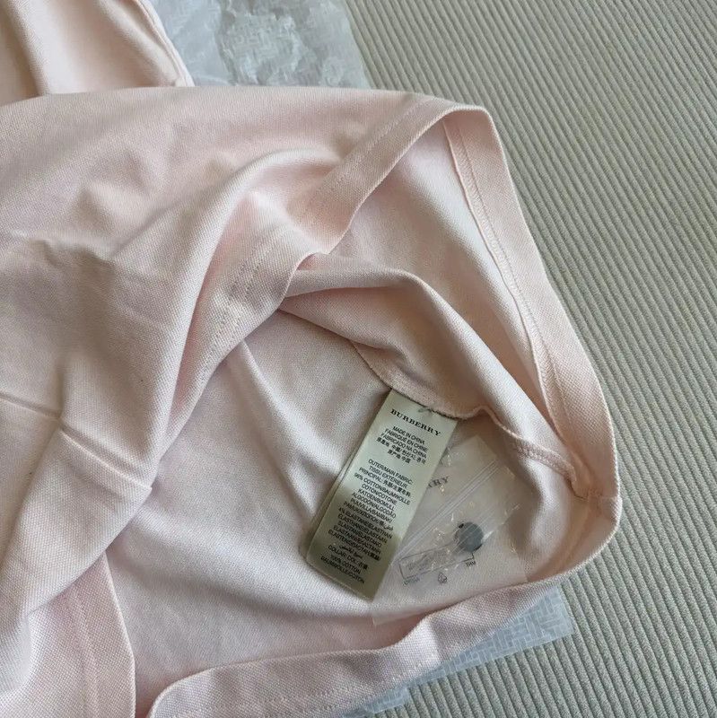 Burberry Burberry Pink Short Sleeve Logo Tee Size XS / US 0-2 / IT 36-38 - 6 Thumbnail
