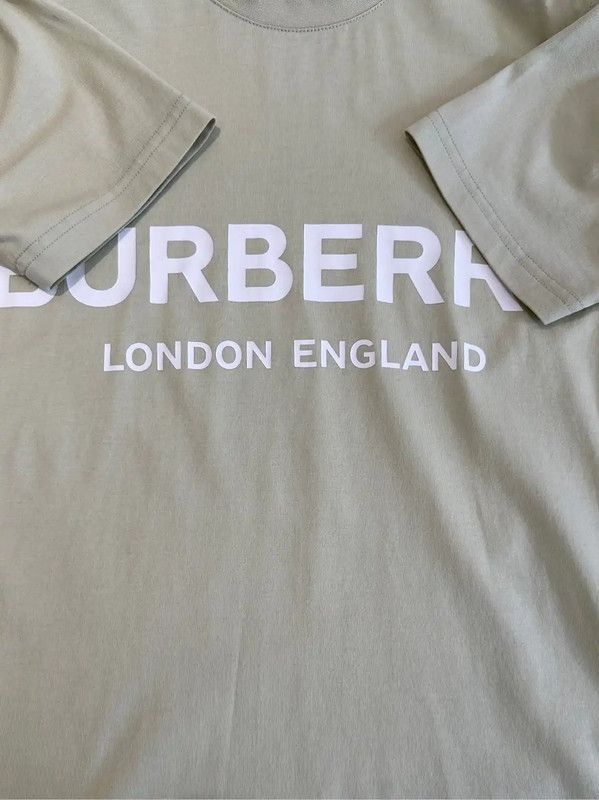 Burberry Burberry Short Sleeve T-Shirt in Light Green Size XS / US 0-2 / IT 36-38 - 6 Thumbnail