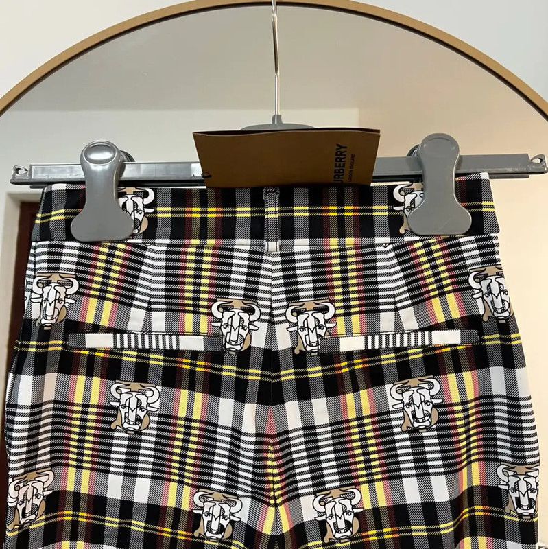 Burberry Burberry Multicolored Printed Women's Casual Pants Size 22" - 6 Thumbnail