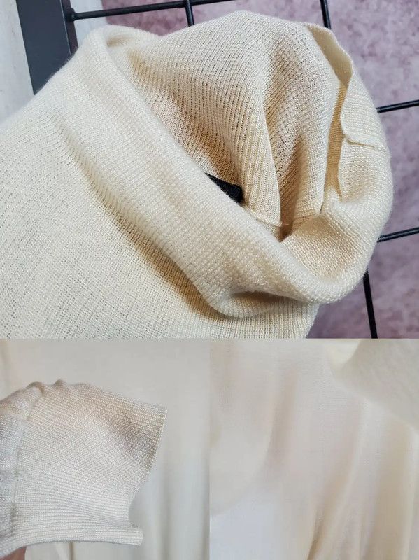 Burberry Burberry Beige Silk-Blend Embroidered Turtleneck Top Size M / US 6-8 / IT 42-44 - 7 Thumbnail