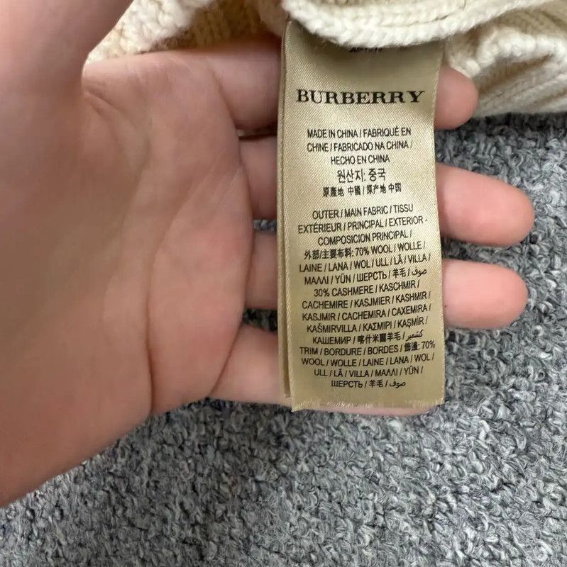 Burberry Burberry White Wool Knit Sweater for Women Size M / US 6-8 / IT 42-44 - 4 Thumbnail