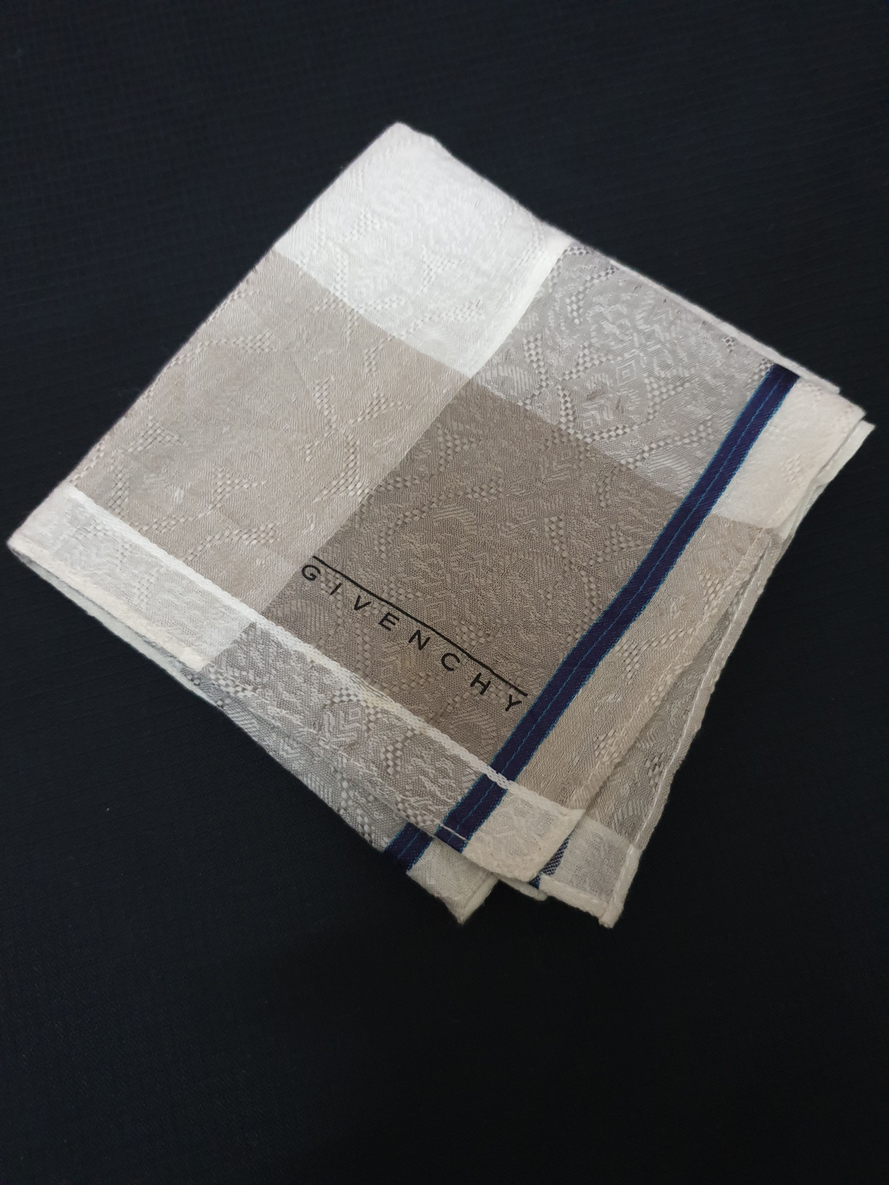 Givenchy Handky bandana Givenchy plaid square hot design Size ONE SIZE - 1 Thumbnail