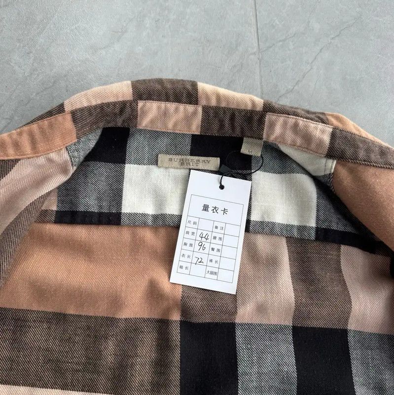 Burberry Burberry Women's Khaki Plaid Shirt Size M / US 6-8 / IT 42-44 - 4 Thumbnail
