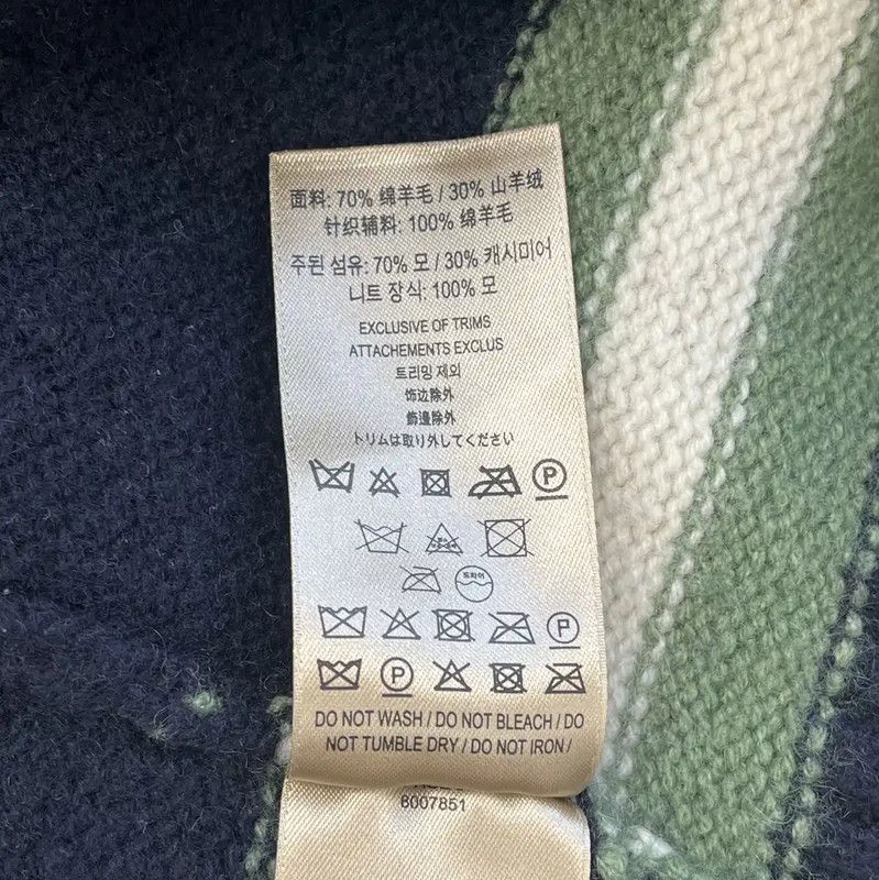 Burberry Burberry Navy Sweater with Green Stripes Size XL / US 12-14 / IT 48-50 - 8 Thumbnail