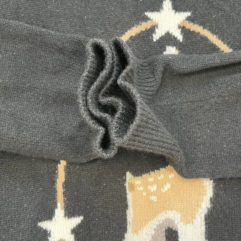 Burberry Burberry Black Knit Sweater with Deer Design Size XS / US 0-2 / IT 36-38 - 5 Thumbnail