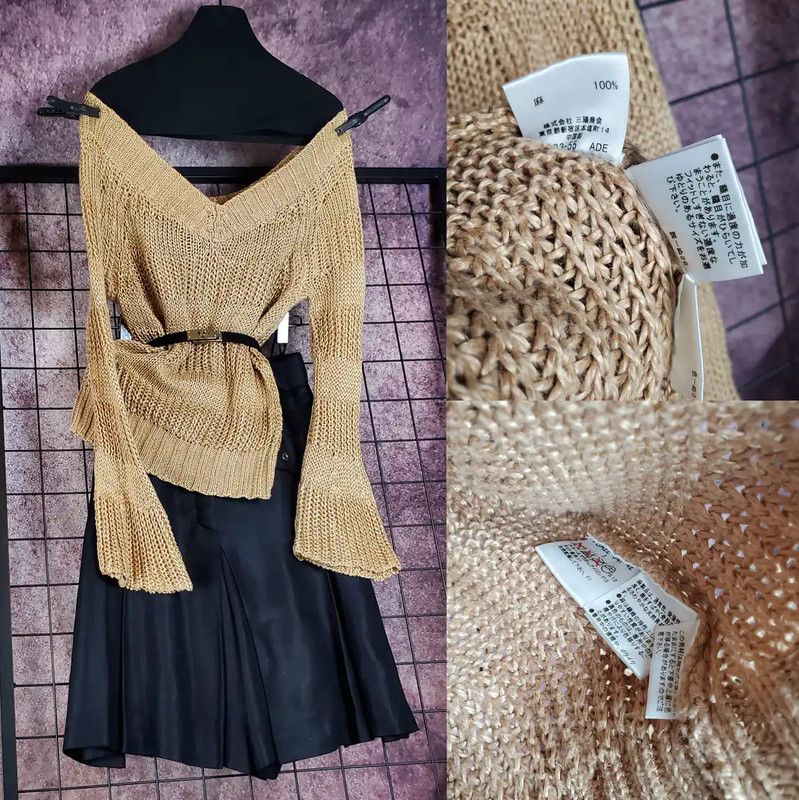 Burberry Burberry Brown V-Neck Long Sleeve Knit Sweater Size S / US 4 / IT 40 - 2 Thumbnail