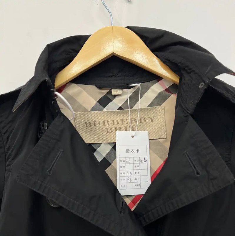Burberry Burberry Women's Black Polyurethane Trench Coat Size M / US 6-8 / IT 42-44 - 3 Thumbnail