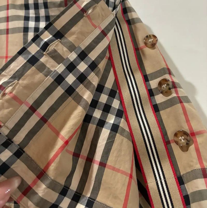 Burberry Burberry Summer Khaki Check Short Sleeve Shirt Size XS / US 0-2 / IT 36-38 - 4 Thumbnail
