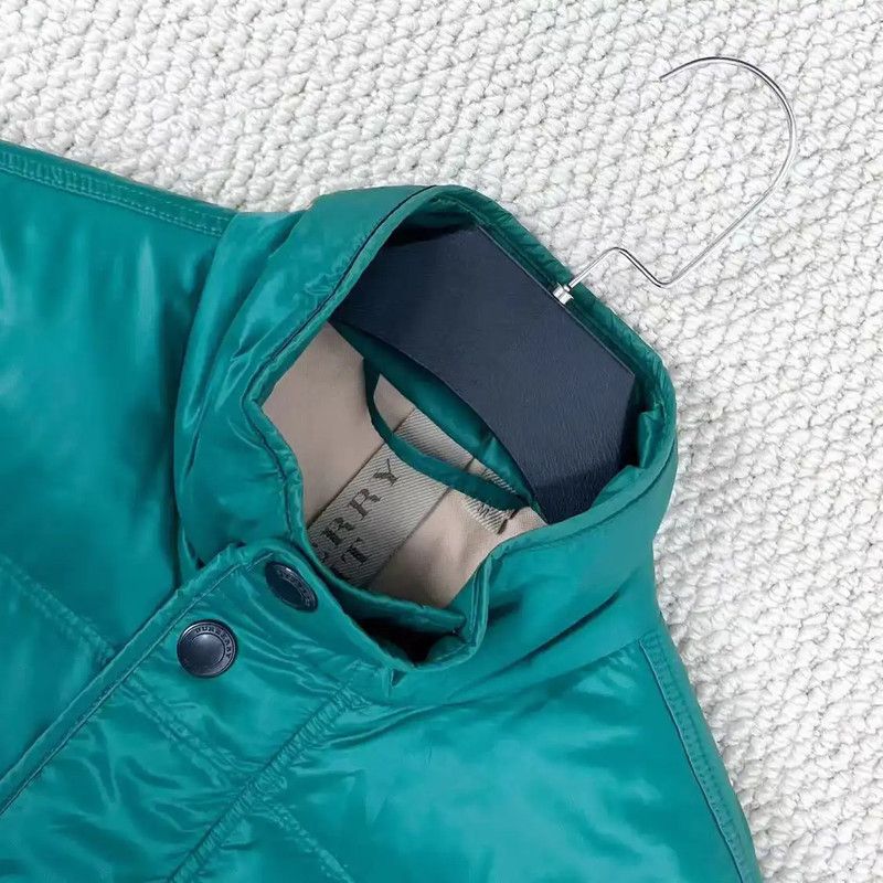 Burberry Burberry Green Short Puffer Vest for Women Size M / US 6-8 / IT 42-44 - 3 Thumbnail