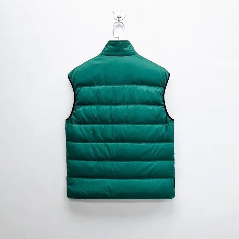 Burberry Burberry Green Short Puffer Vest for Women Size M / US 6-8 / IT 42-44 - 2 Thumbnail