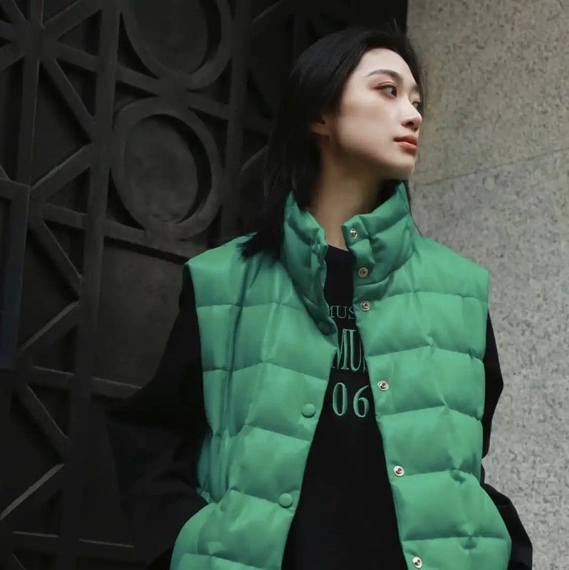 Burberry Burberry Green Short Puffer Vest for Women Size M / US 6-8 / IT 42-44 - 9 Thumbnail
