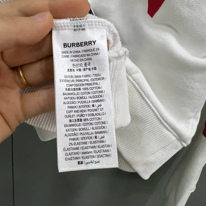 Burberry Burberry Logo White Cropped Hoodie for Women Size S / US 4 / IT 40 - 3 Thumbnail