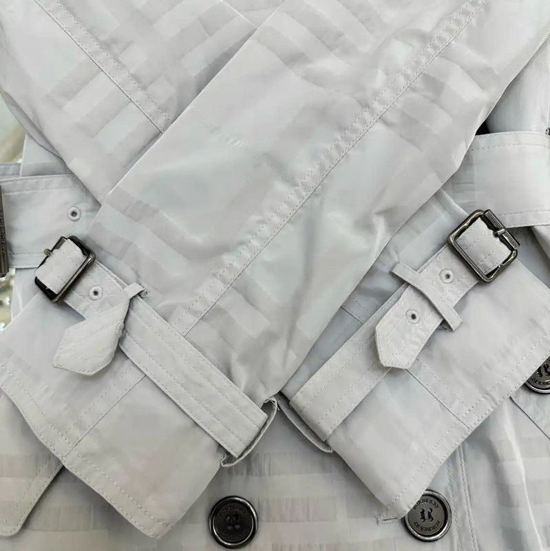 Burberry Burberry Women's Mid-Length Grey Trench Coat Size S / US 4 / IT 40 - 4 Thumbnail