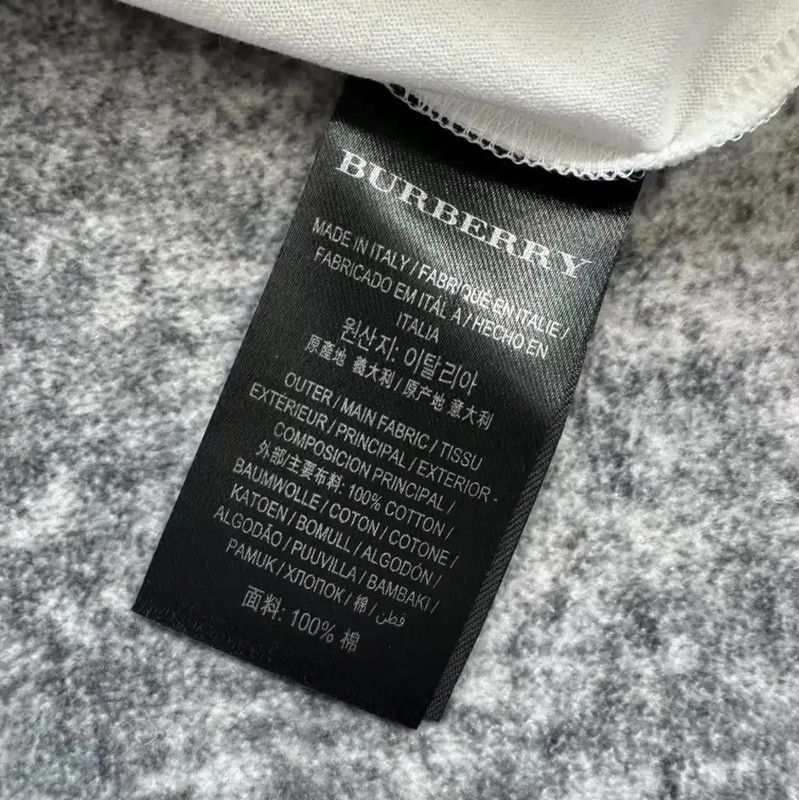 Burberry Burberry White Cotton T-Shirt with Brooch Detail Size M / US 6-8 / IT 42-44 - 6 Thumbnail