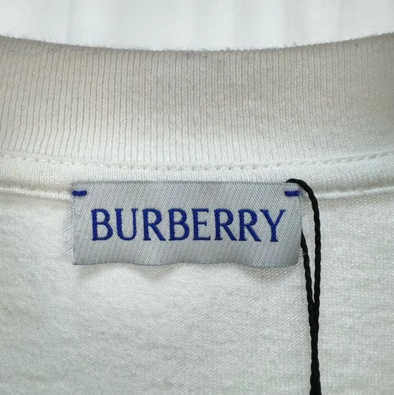 Burberry Burberry White Cotton Print Logo T-Shirt Size S / US 4 / IT 40 - 6 Thumbnail