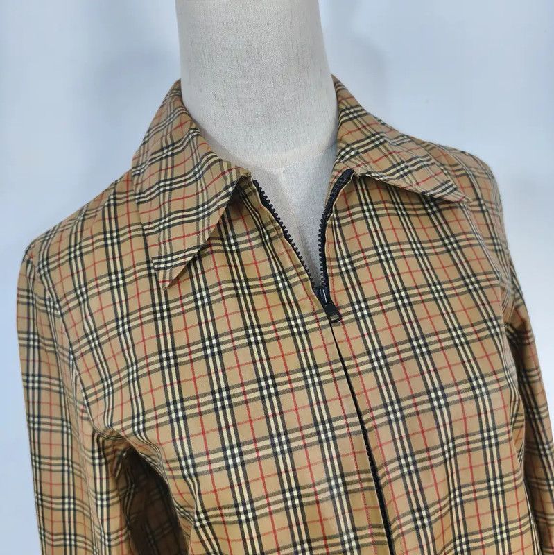 Burberry Burberry Khaki Cotton Plaid Long Sleeve Cardigan Size M / US 6-8 / IT 42-44 - 2 Thumbnail