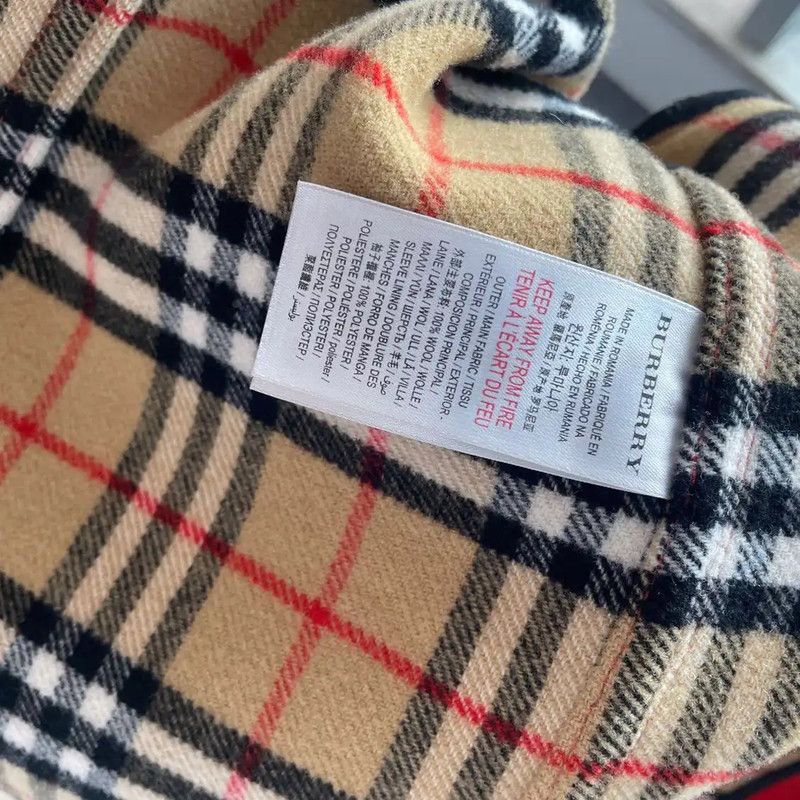 Burberry Burberry Red Wool Ladies Coat Size S / US 4 / IT 40 - 4 Thumbnail