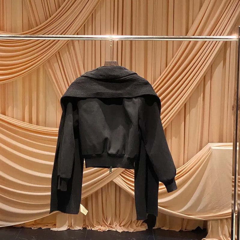 Burberry Burberry Black Wool Women's Jacket Size S / US 4 / IT 40 - 2 Thumbnail