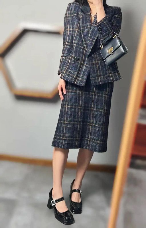 Burberry Burberry Colorblock Wool Women's Cardigan Size ONE SIZE - 5 Thumbnail