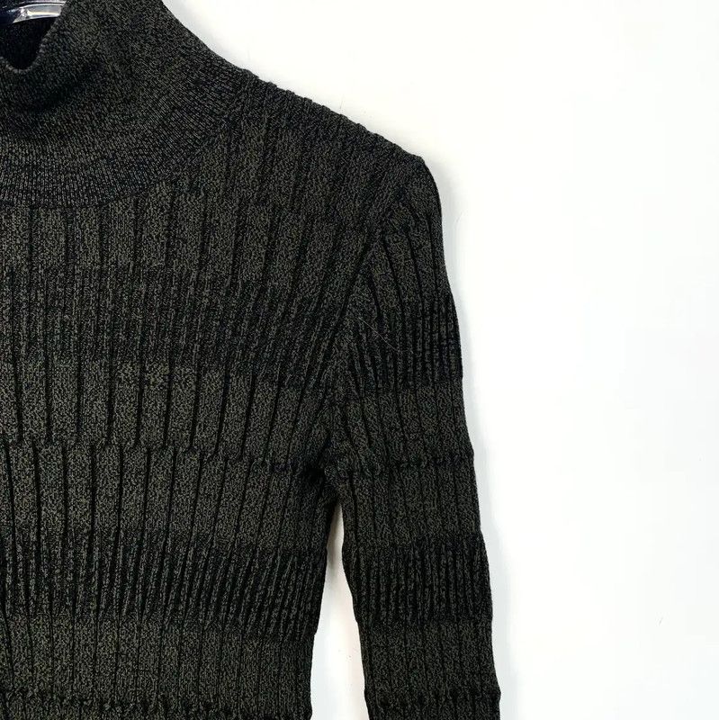 Burberry Burberry Ribbed Knit Turtleneck Sweater Size XS / US 0-2 / IT 36-38 - 3 Thumbnail