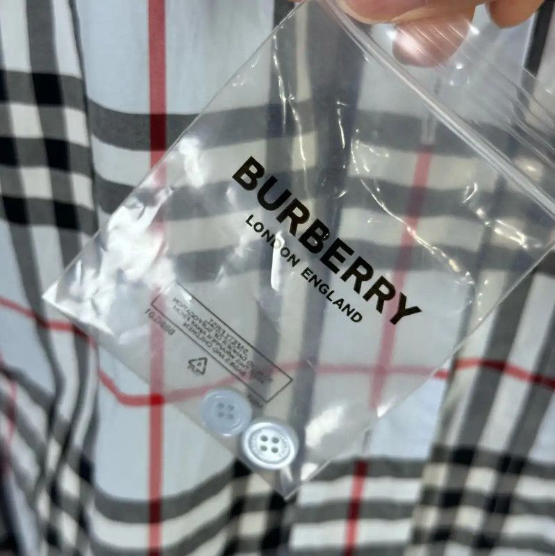 Burberry Burberry Women's Light Blue Check Shirt Size S / US 4 / IT 40 - 7 Thumbnail