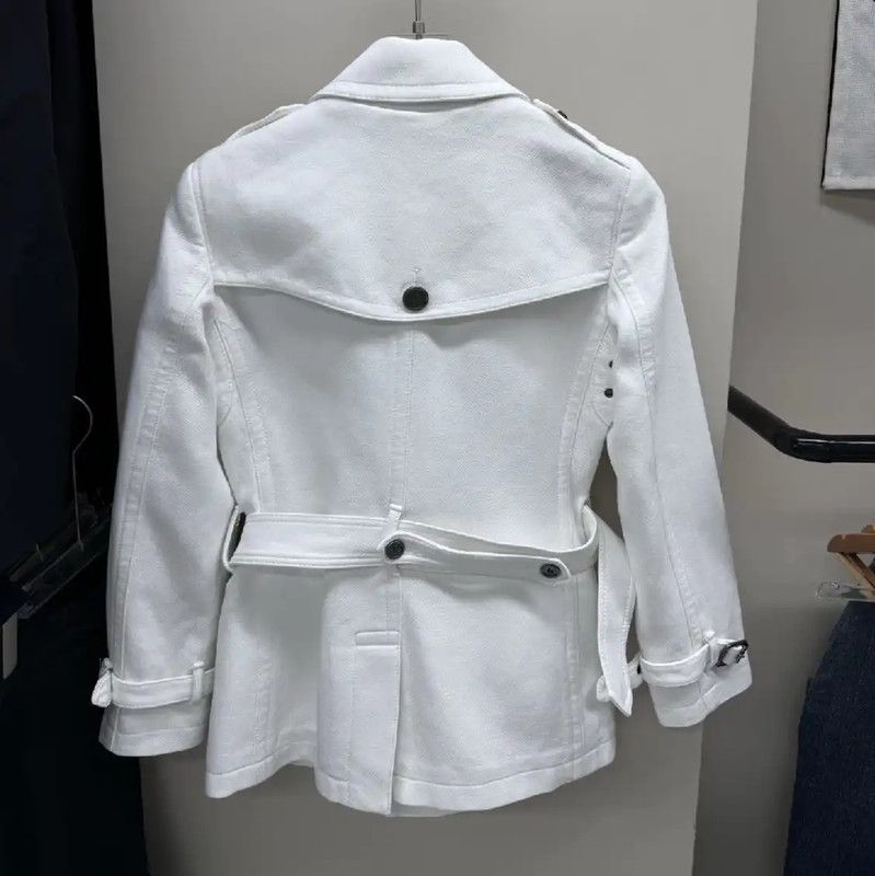 Burberry Burberry White Women's Trench Coat Size M Size M / US 6-8 / IT 42-44 - 2 Thumbnail