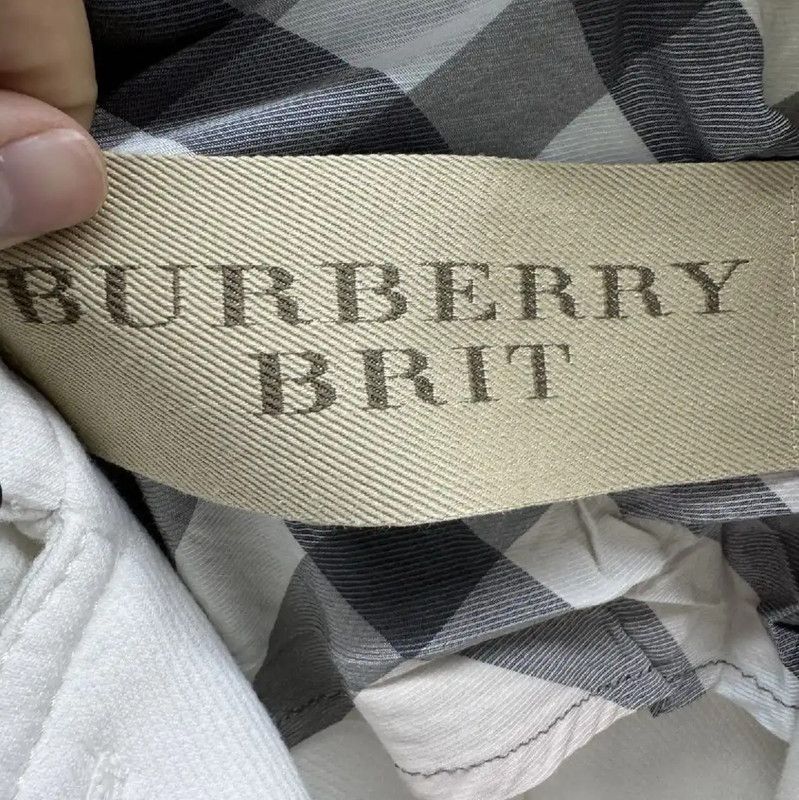 Burberry Burberry White Women's Trench Coat Size M Size M / US 6-8 / IT 42-44 - 3 Thumbnail