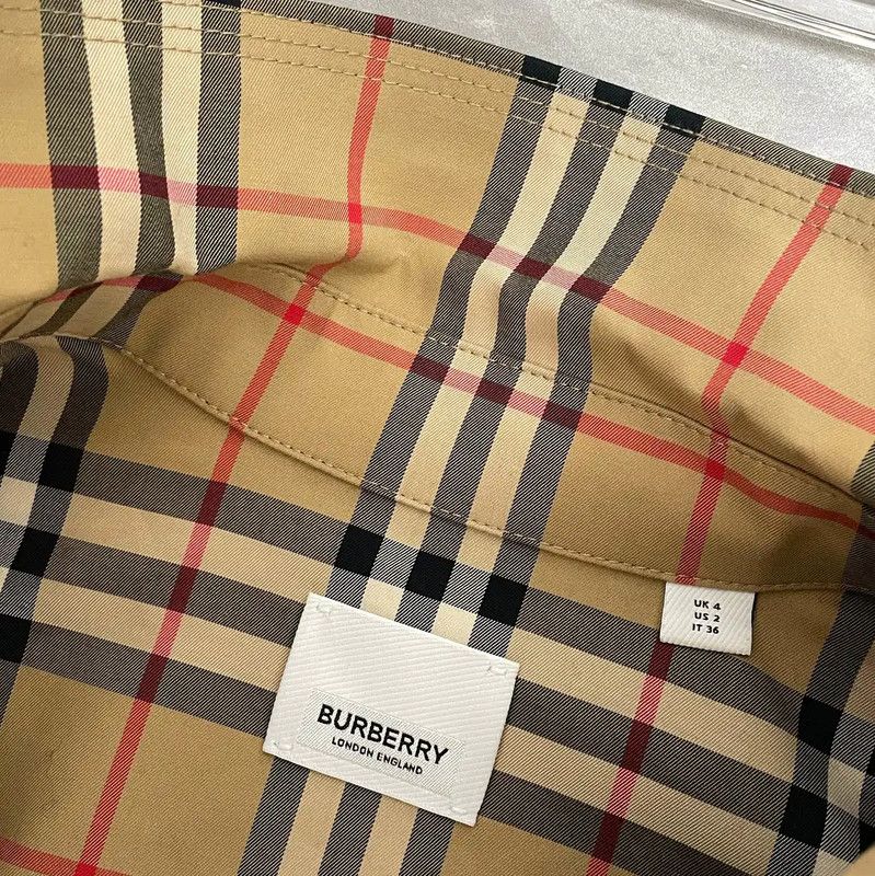 Burberry Burberry Khaki Long Sleeve Shirt for Women Size L / US 10 / IT 46 - 4 Thumbnail