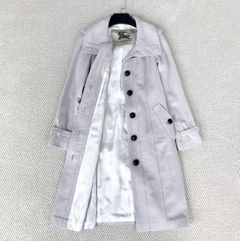 Burberry Burberry Light Gray Wool Long Coat for Women Size S / US 4 / IT 40 - 4 Thumbnail