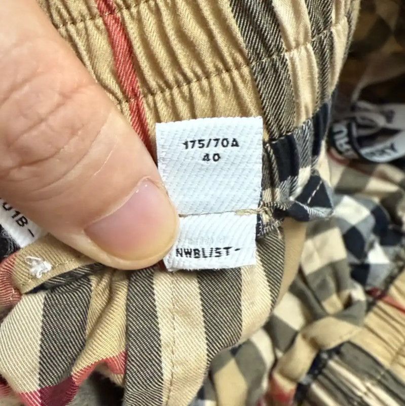 Burberry Burberry Women's Khaki Check Shorts Size 28" / US 6 / IT 42 - 5 Thumbnail