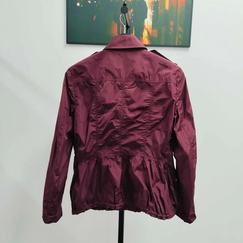 Burberry Burberry Short Sleeve Red Trench Coat for Women Size L / US 10 / IT 46 - 2 Thumbnail